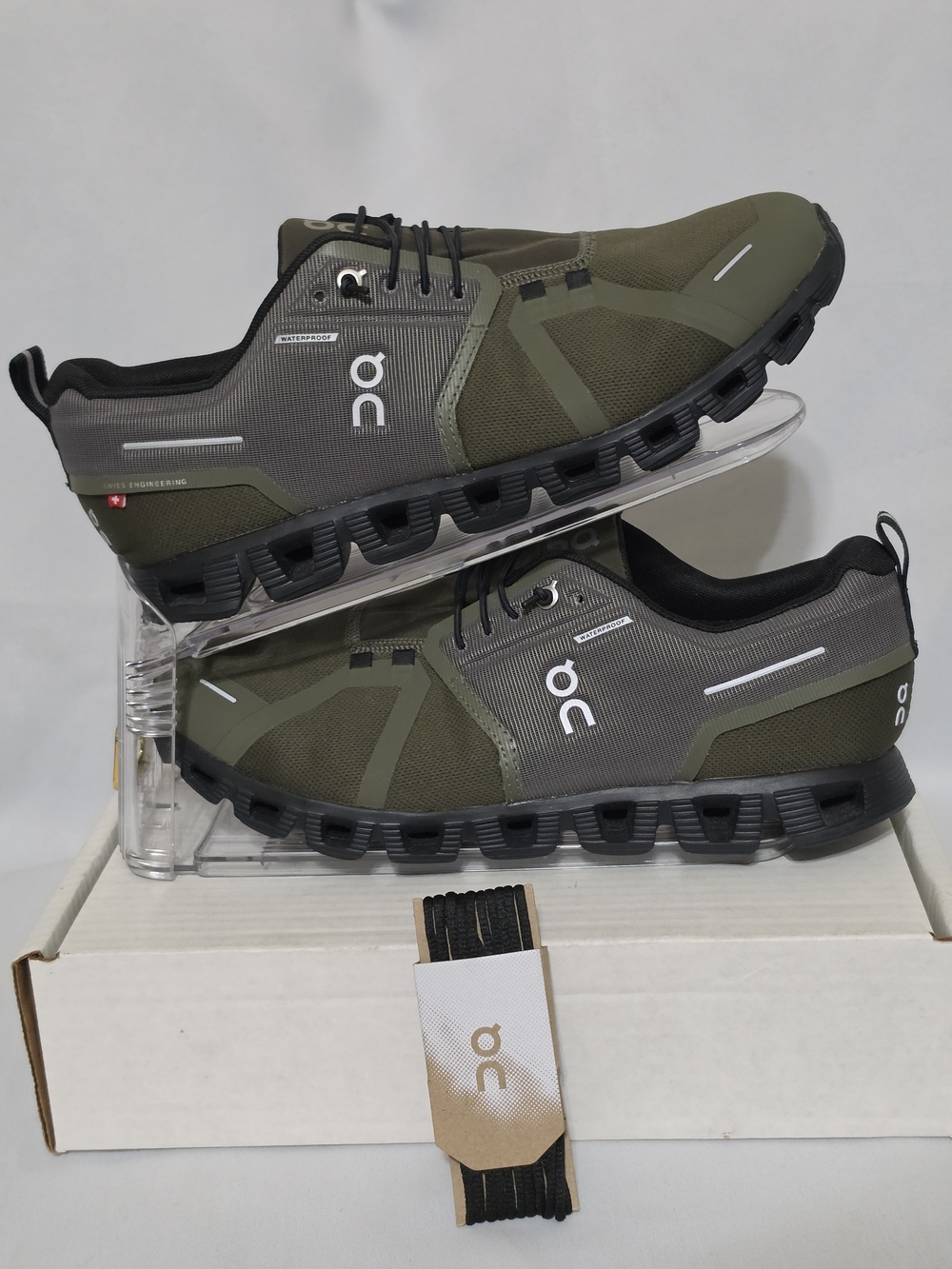ON Cloud 5 Waterproof 'Olive Black' Running Shoes US Men Size 10.5 (NWOT)